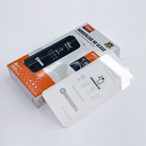 High-definition full-transparent tempered film with a base plate and dust-proof net
